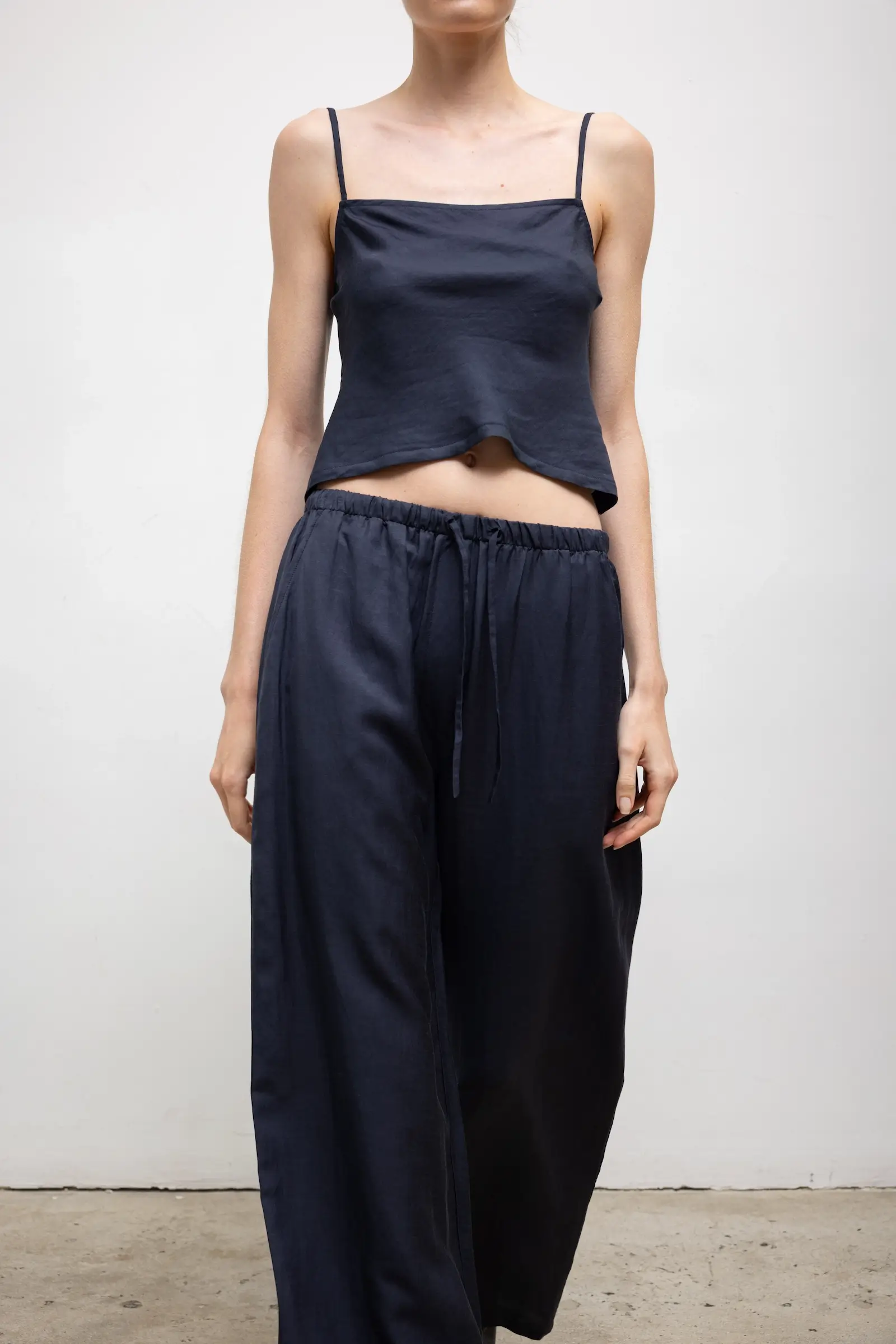 Leset - Pre - Order: Daniel Square Neck Tank - Image 5