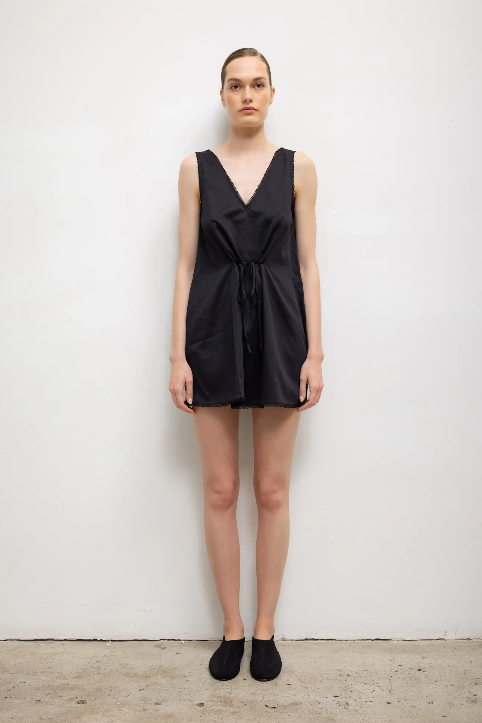 Leset - Pre - Order: Yoko Lace V Neck Mini