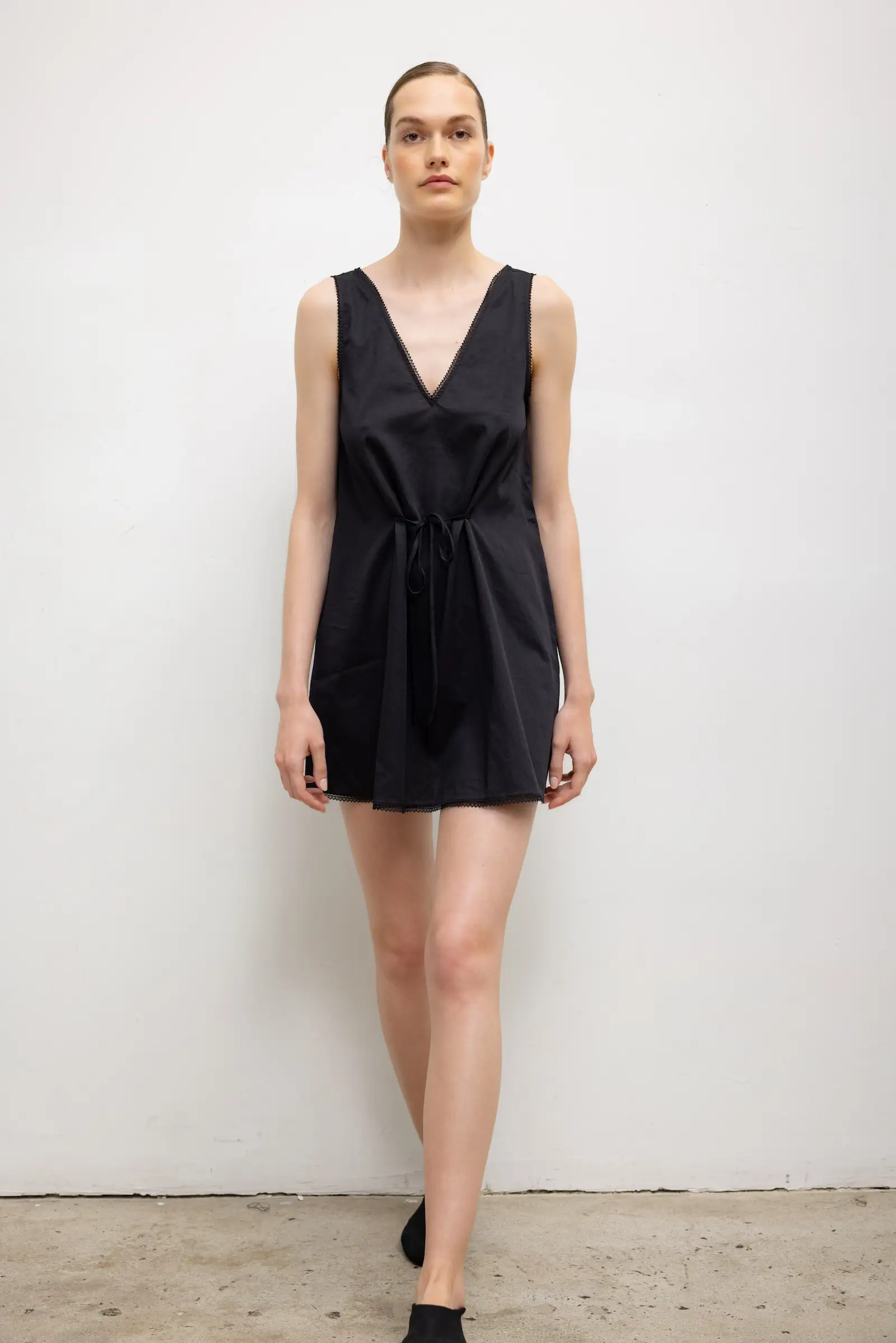 Leset - Pre - Order: Yoko Lace V Neck Mini - Image 3