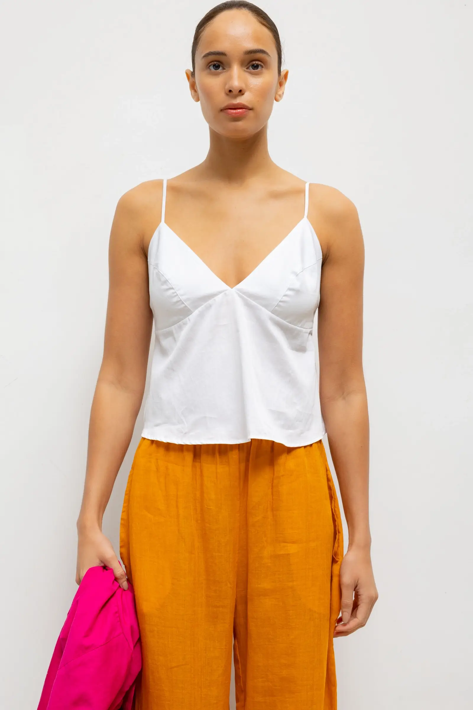 Leset - Pre - Order: Yoko Triangle Tank