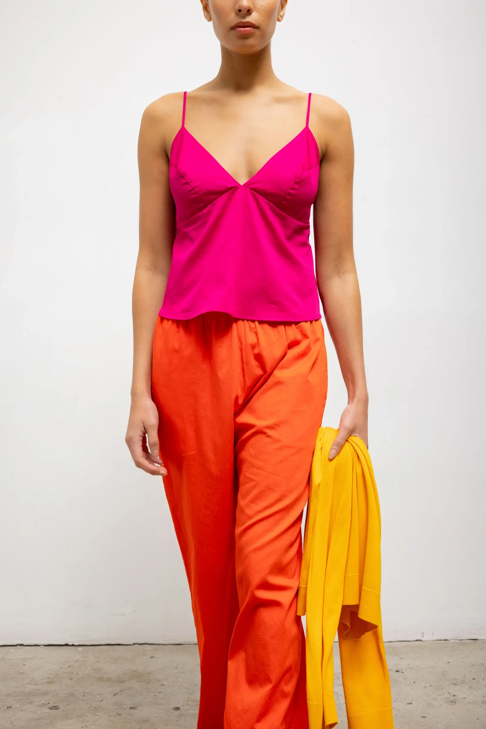 Leset - Pre - Order: Yoko Triangle Tank - Image 5
