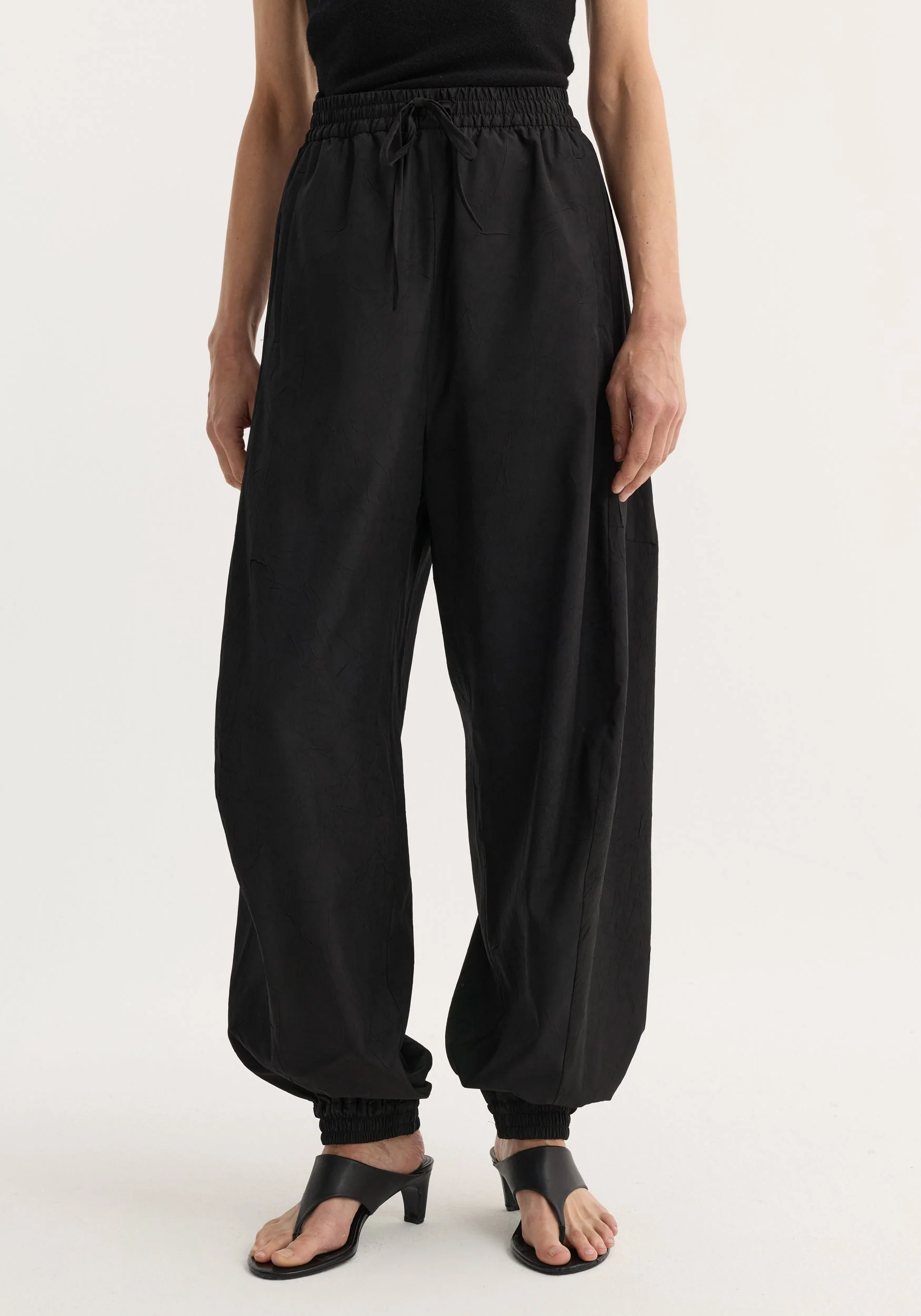 ROHE - Balloon track pants | black - Image 3