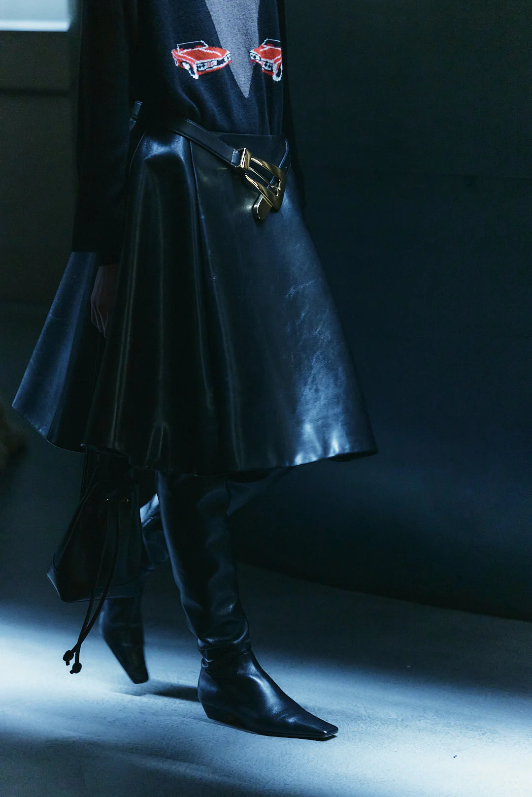 Khaite - Lucca Belt in Black Leather with Gold - Image 4