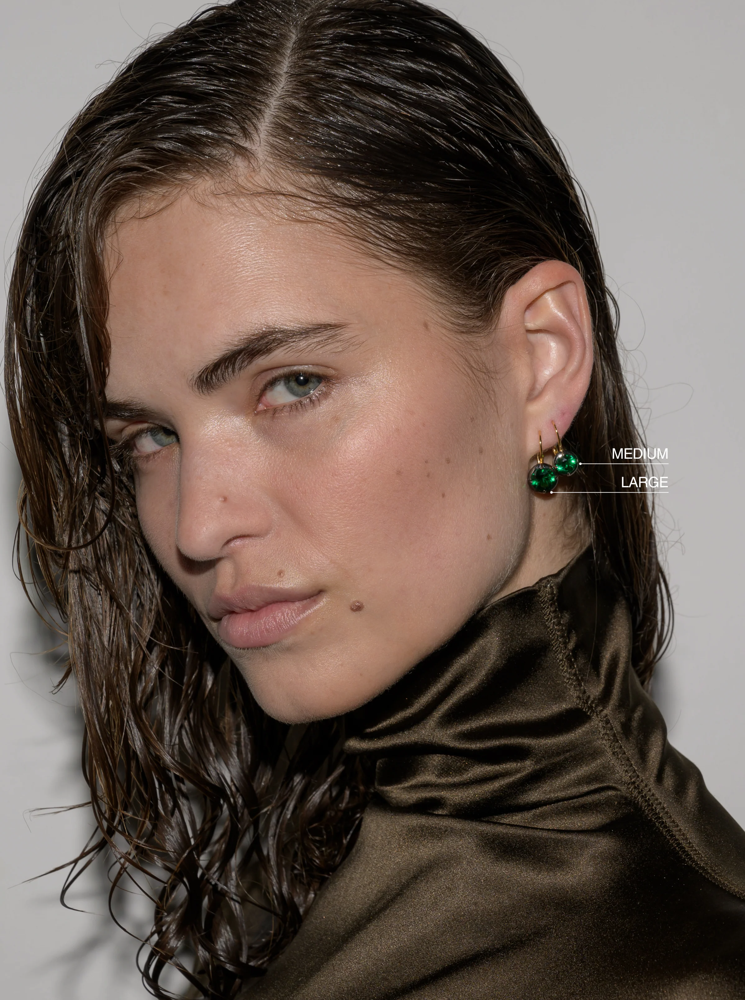 Dorsey - 14K LUCIEN LATCHBACK EARRINGS IN LAB EMERALD - Image 3
