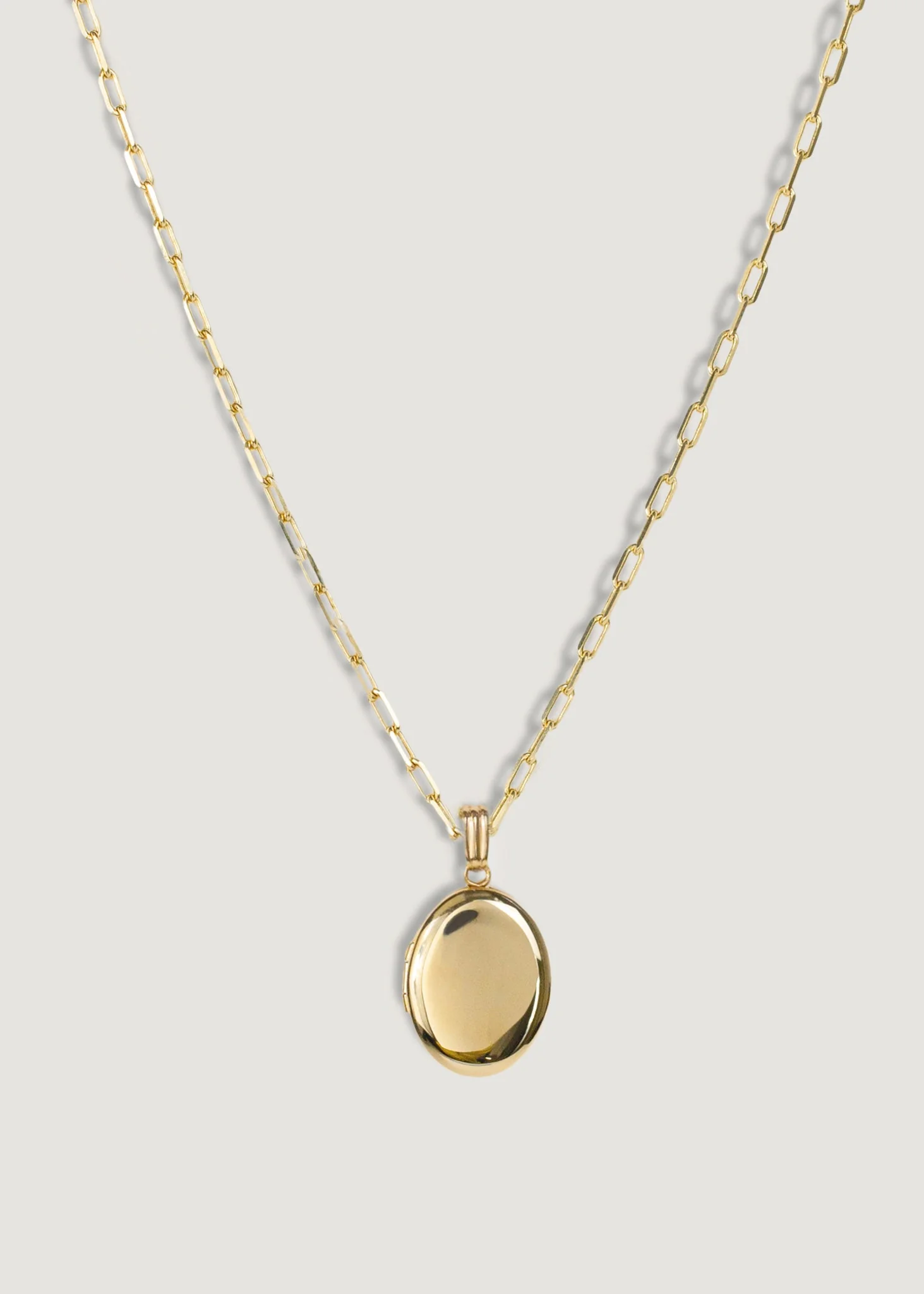 Kinn - Maison Oval Locket Necklace - Image 8