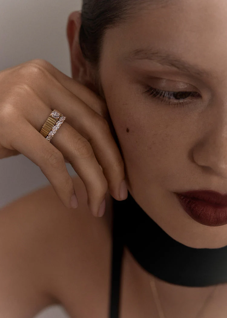 Kinn - Marquise Eternity Ring Diamond Yellow Gold - Image 4
