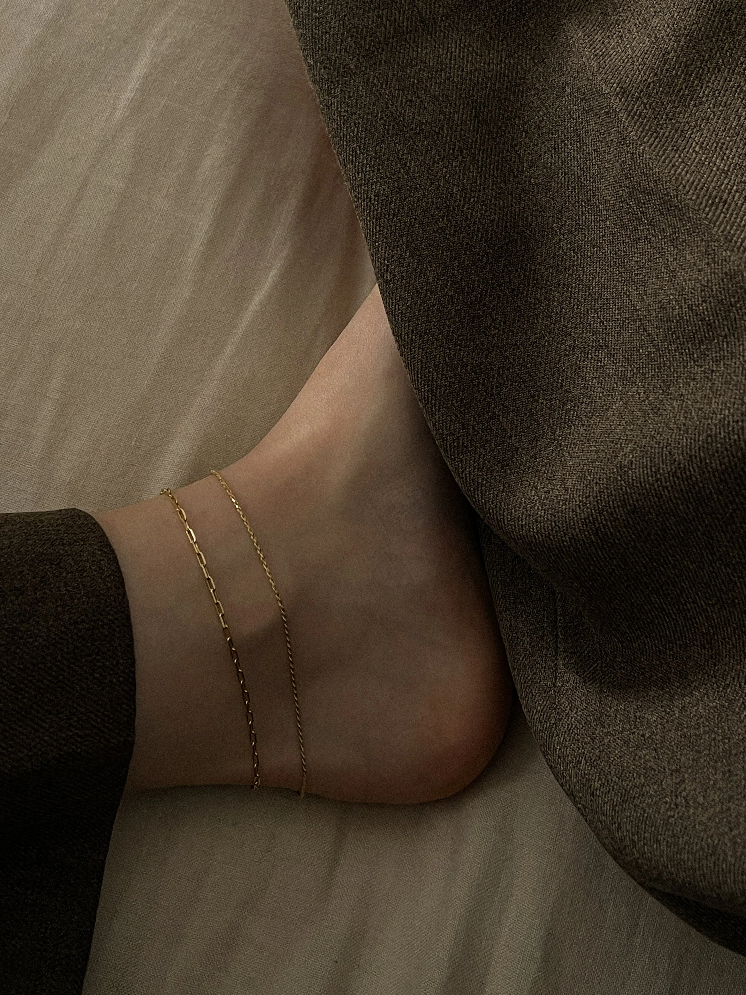 Kinn - Micro Link Chain Anklet - Image 7