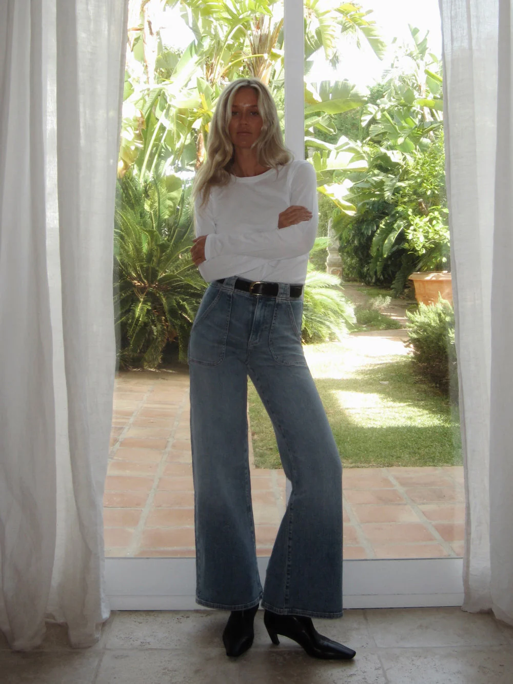 FRAME - Modern Pocket Jean - Image 2