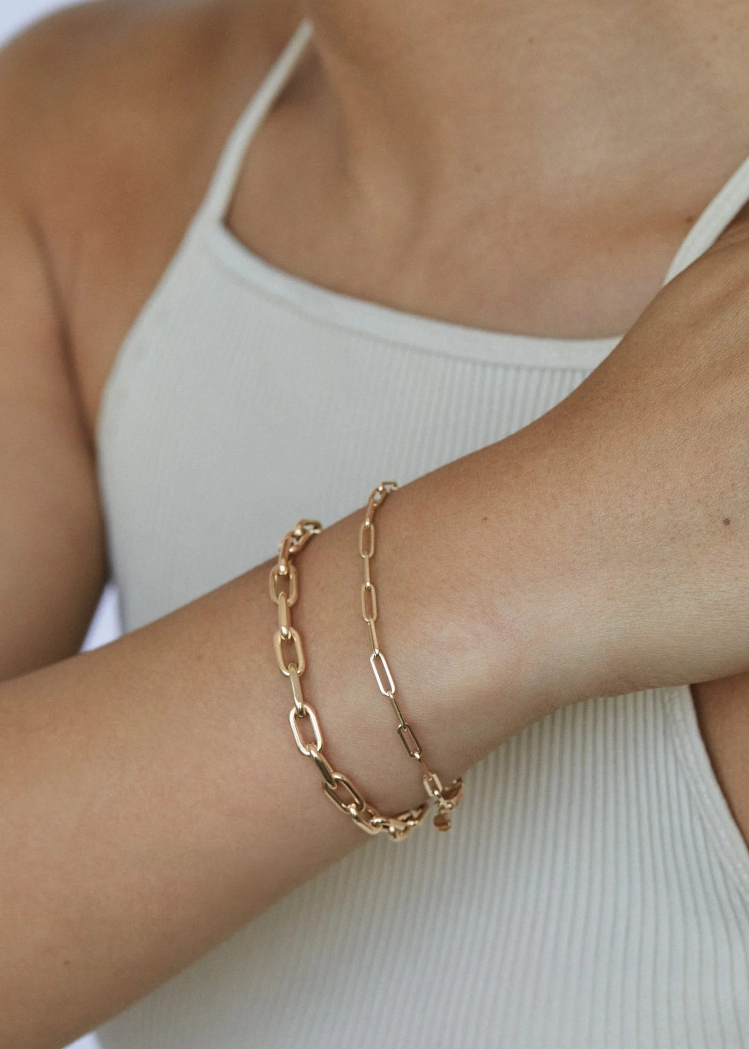 Kinn - Paperclip Link Chain Bracelet - Image 6
