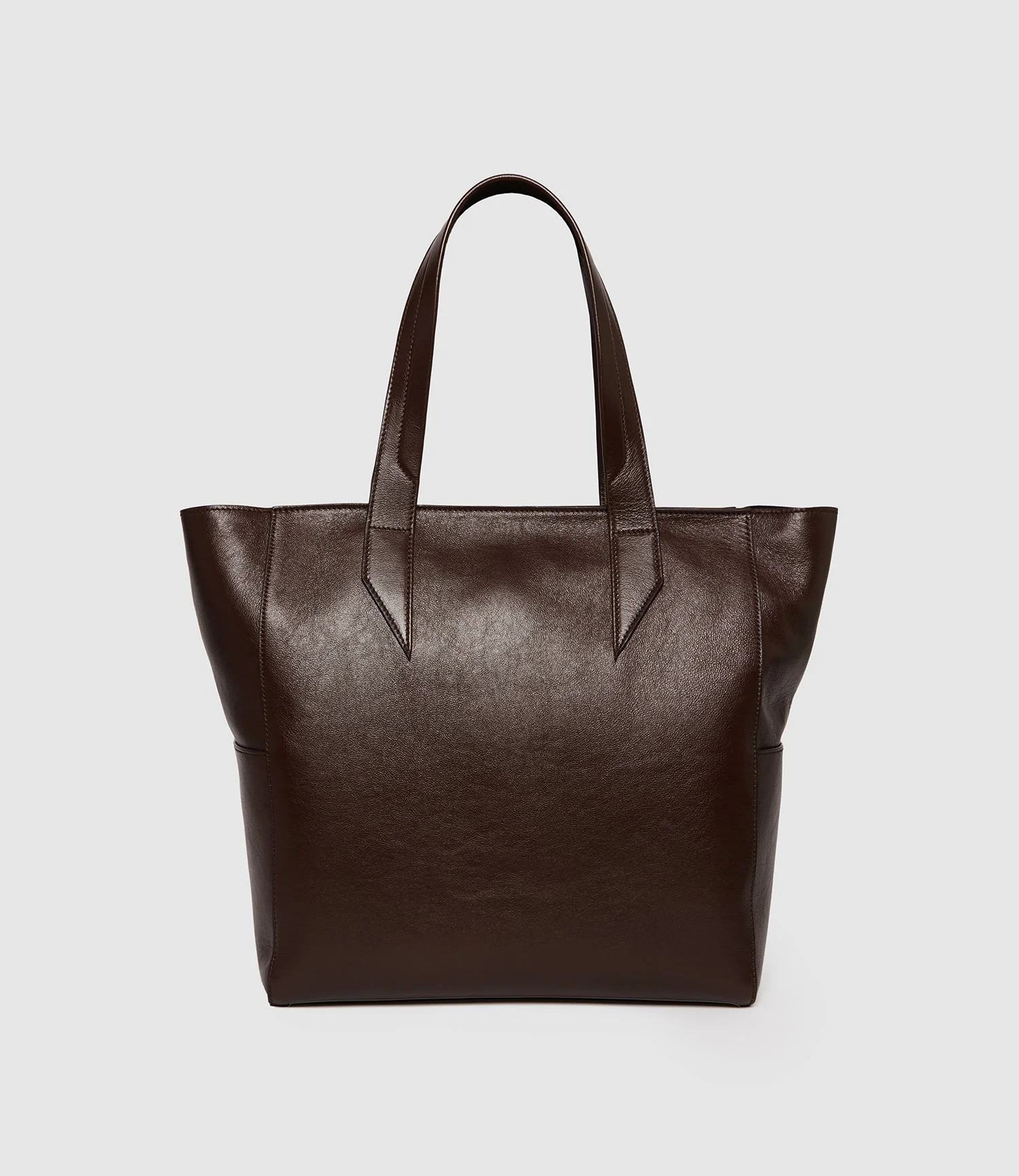 Metier - Passerby North - South Elvis Walnut