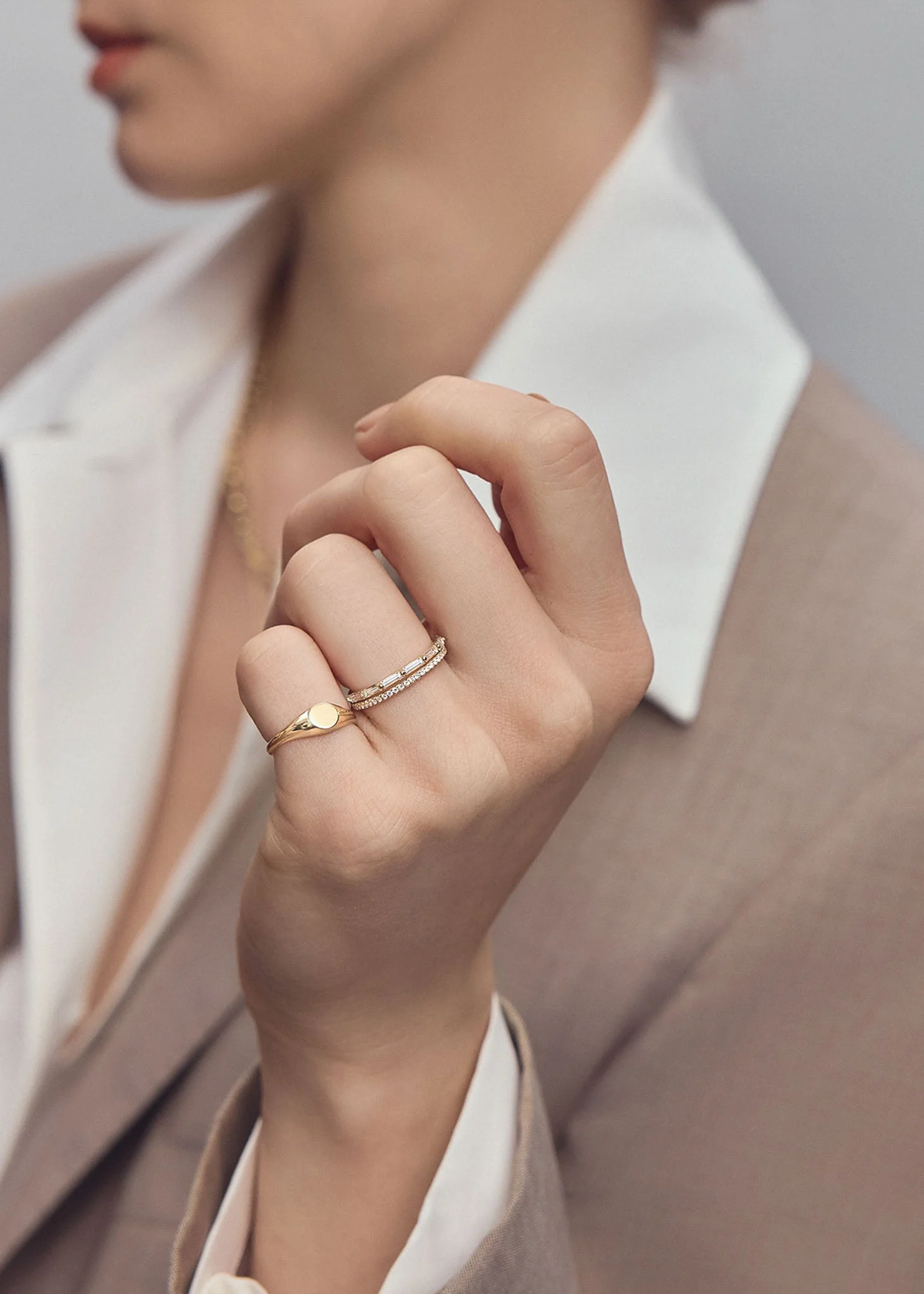 Kinn - Petite Classic Signet Ring - Image 4