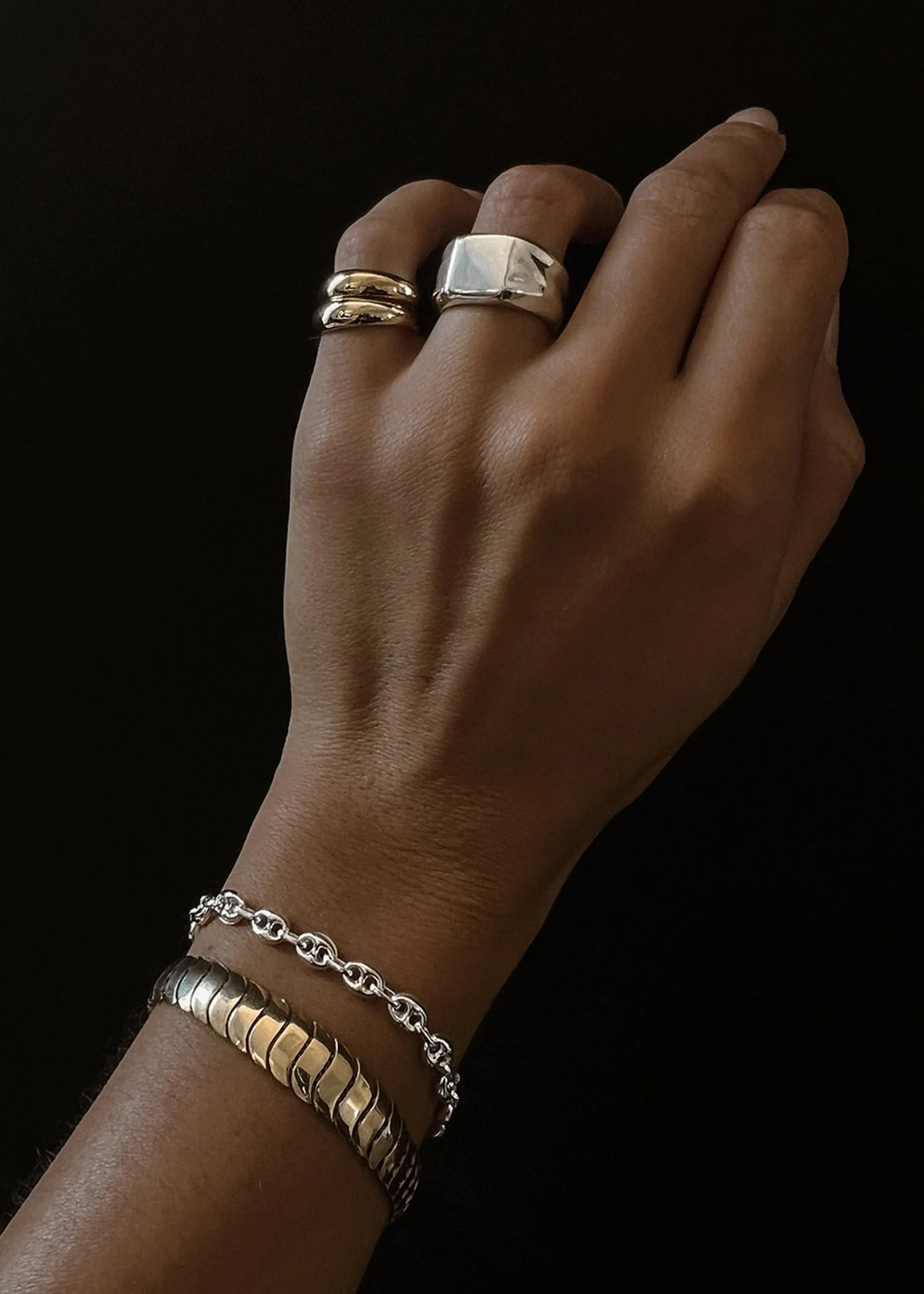Kinn - Petite Puffed Mariner Chain Bracelet Silver - Image 2