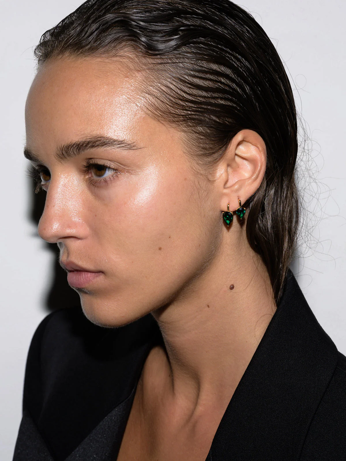 Dorsey - PORTER PEAR - CUT EARRINGS IN LAB EMERALD - Image 5