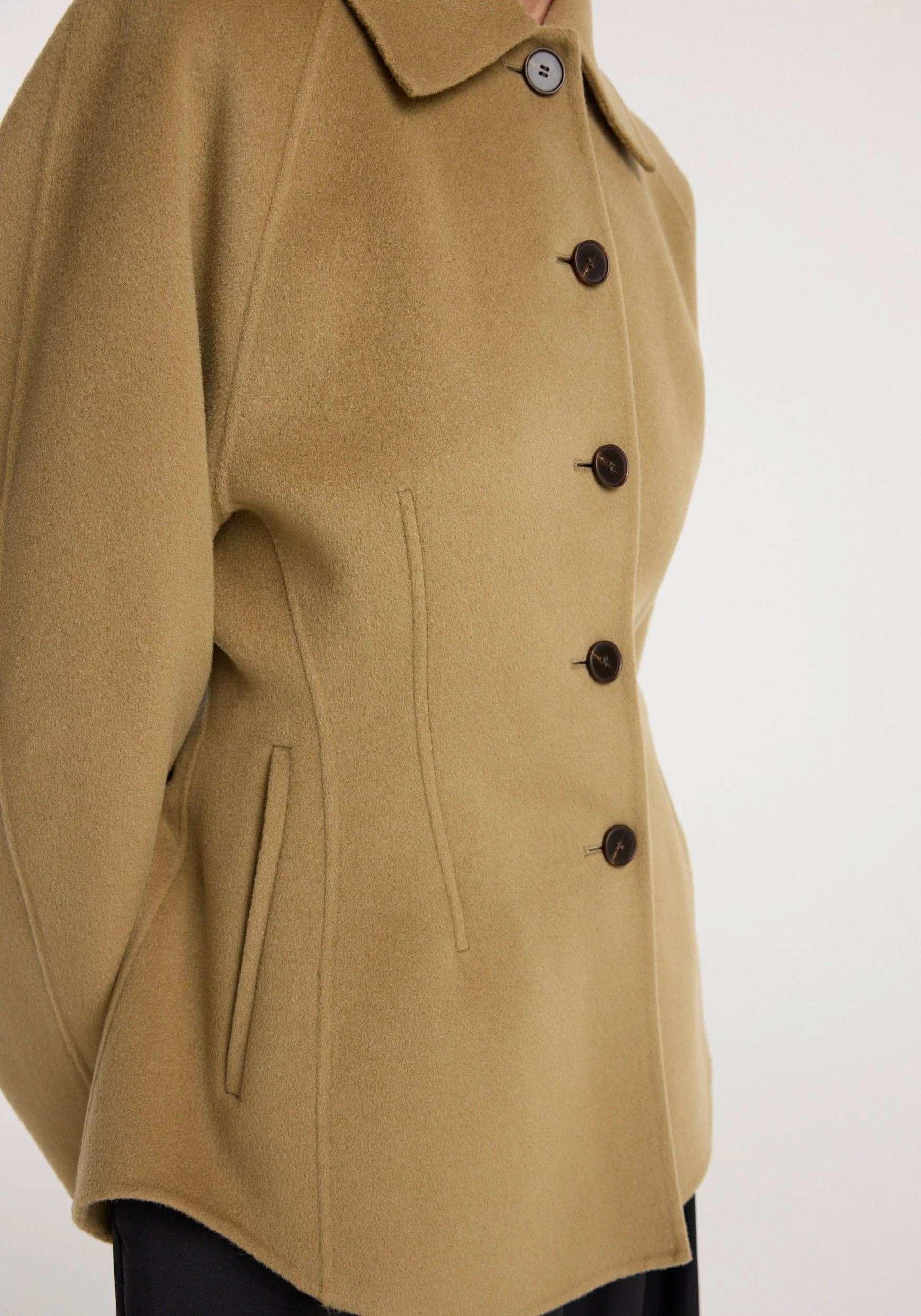 ROHE - Double - faced sculptural jacket | camel - Image 3
