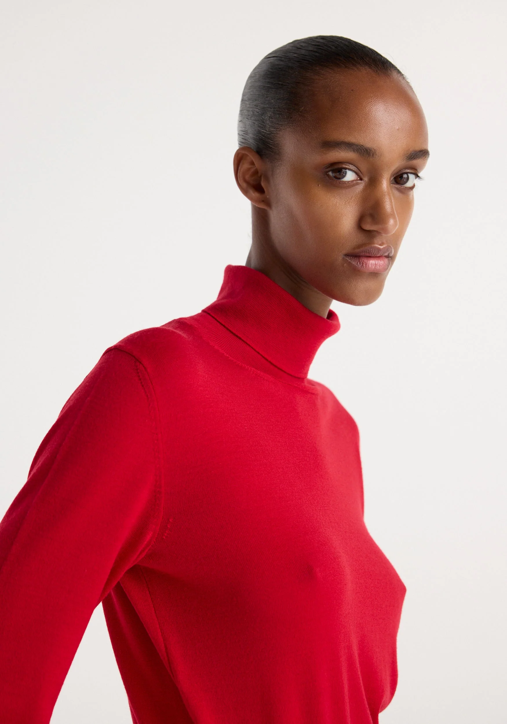 ROHE - Fine - knit wool cashmere turtleneck | red - Image 3