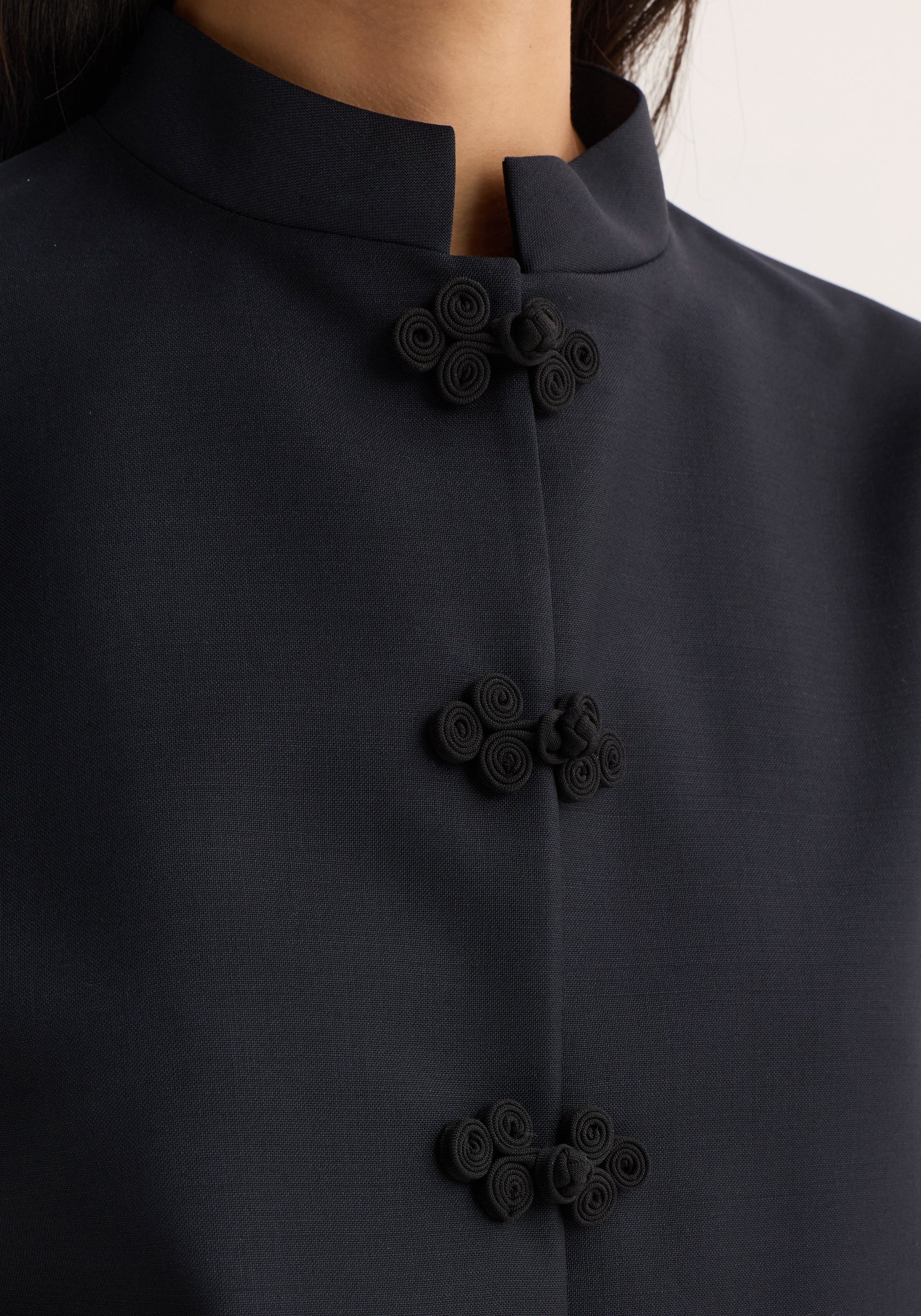 ROHE - Pankou closure jacket | navy - Image 4