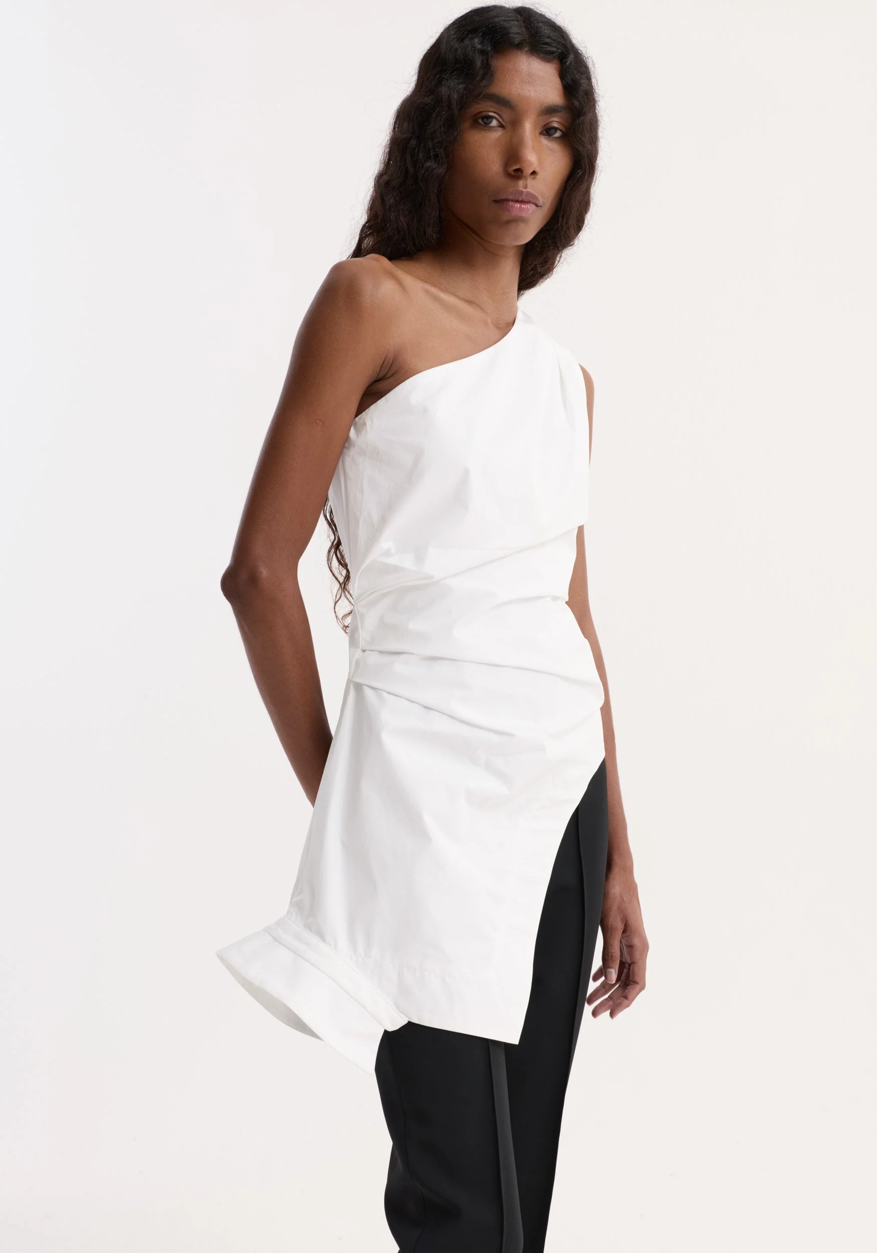 ROHE - Reimagined one shoulder top | optic white - Image 2