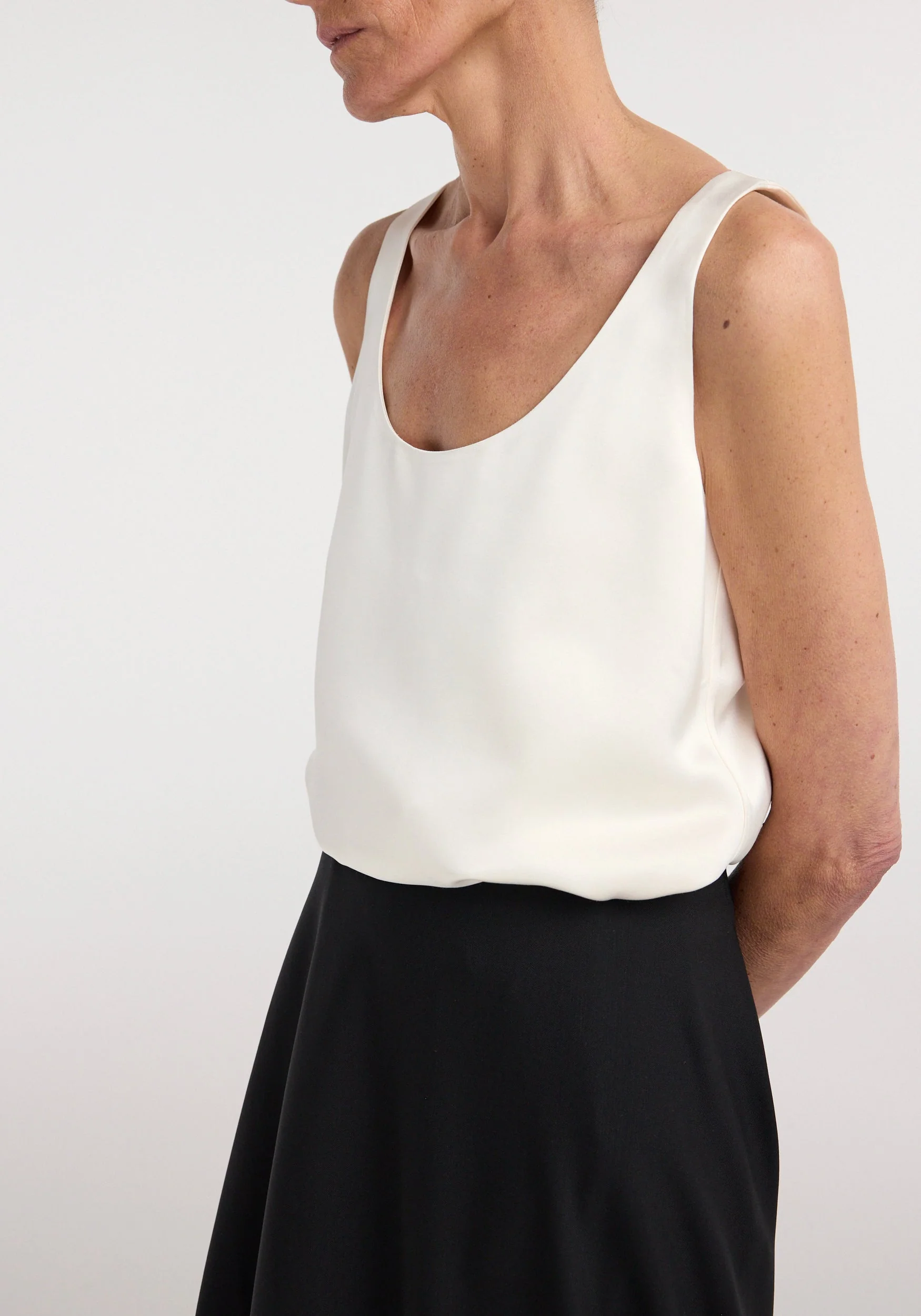ROHE - Satin scoop - neck top | ivory - Image 5