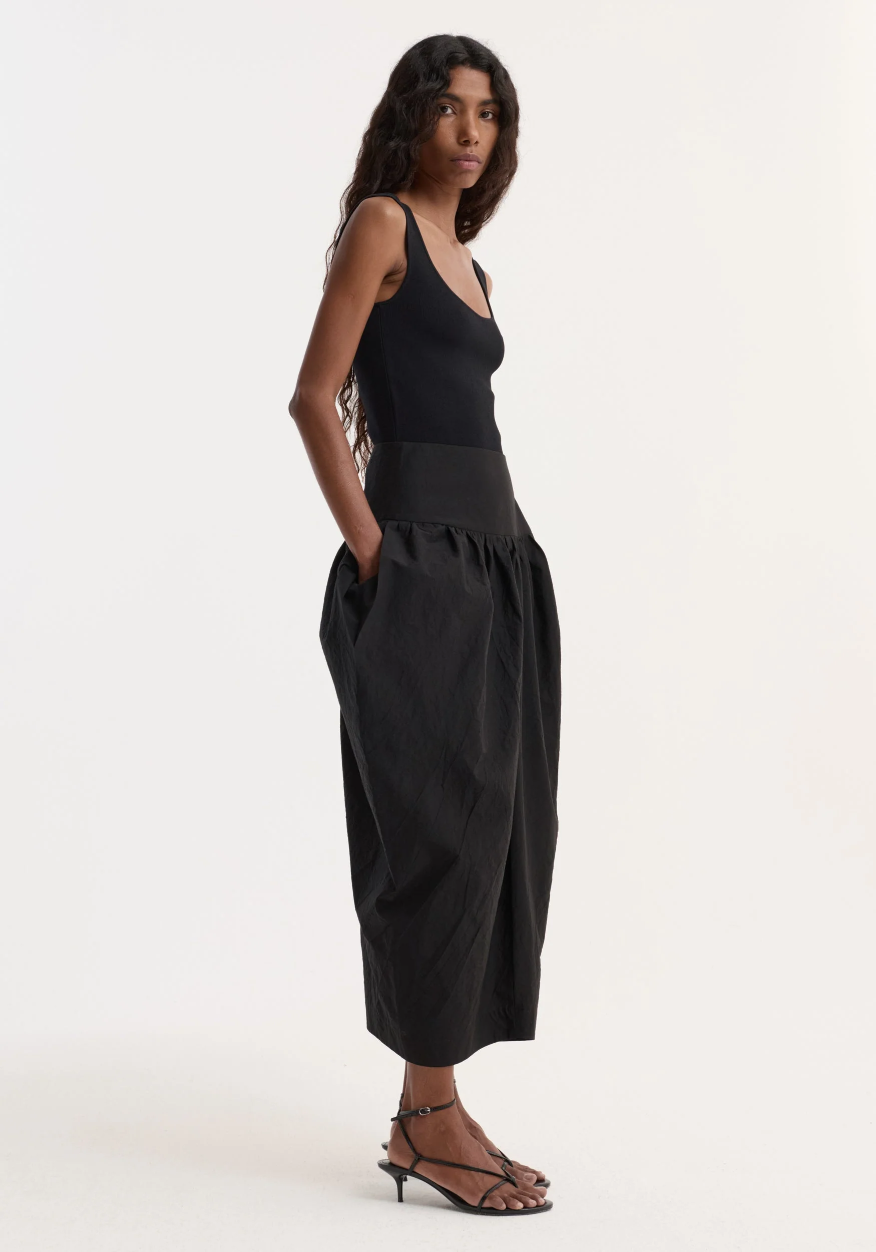 ROHE - Sculptural volume skirt | black - Image 4