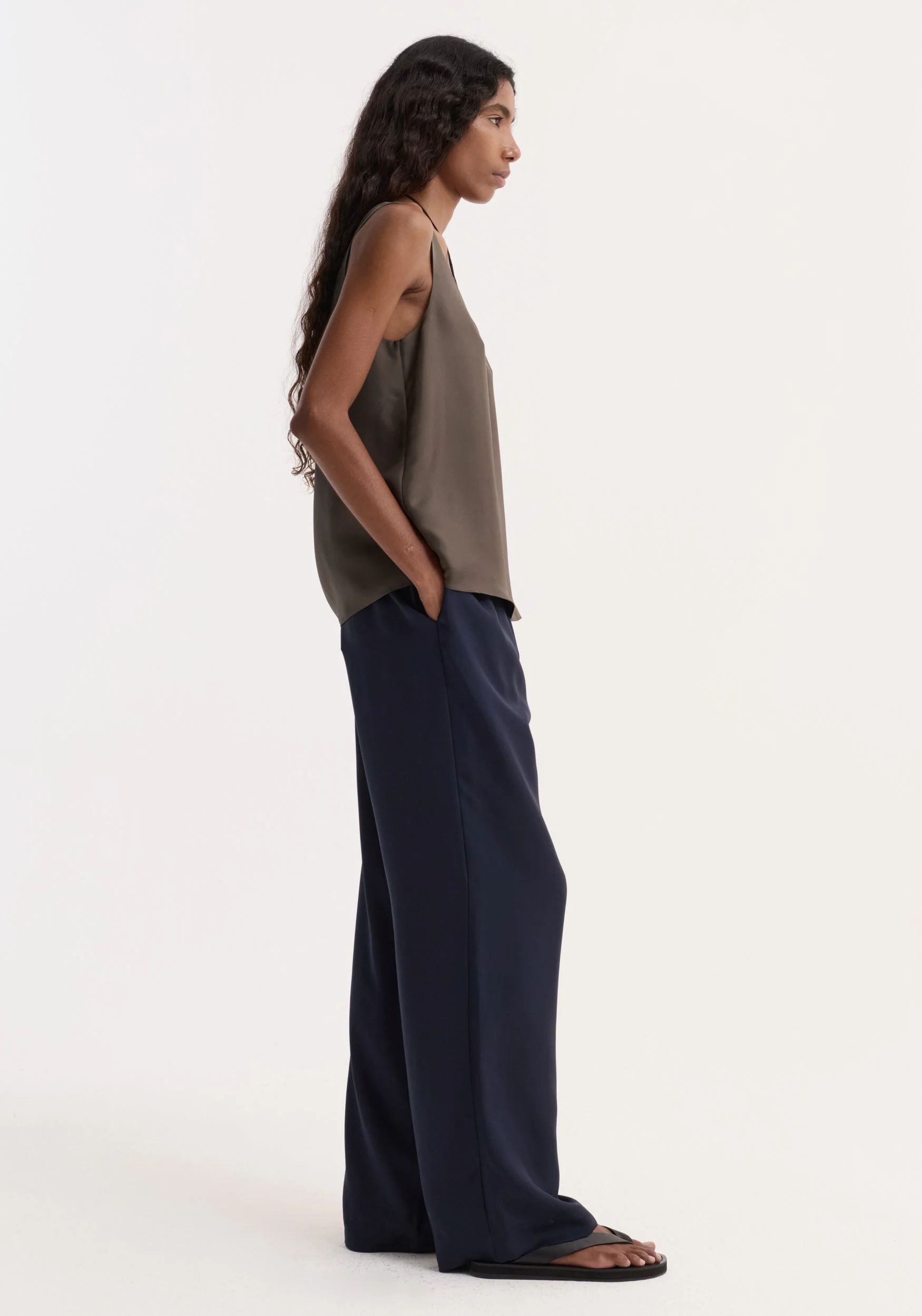 ROHE - Silk scoop - neck top | earth - Image 4