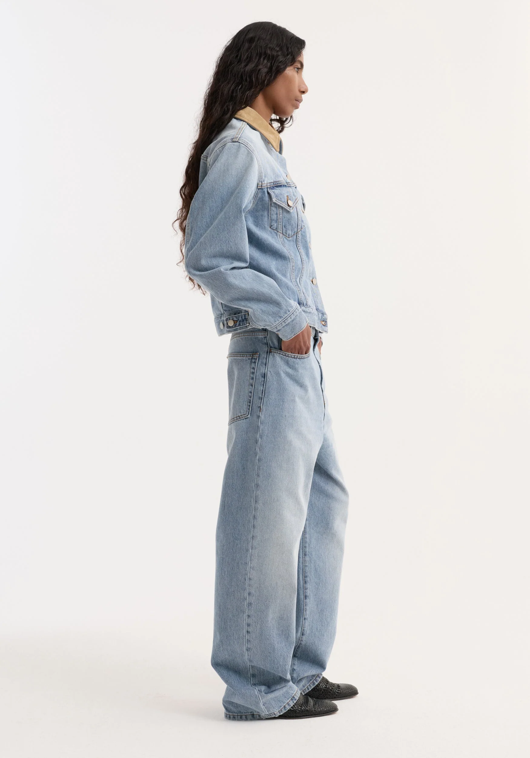 ROHE - Suede collar fitted denim jacket | classic blue - Image 2