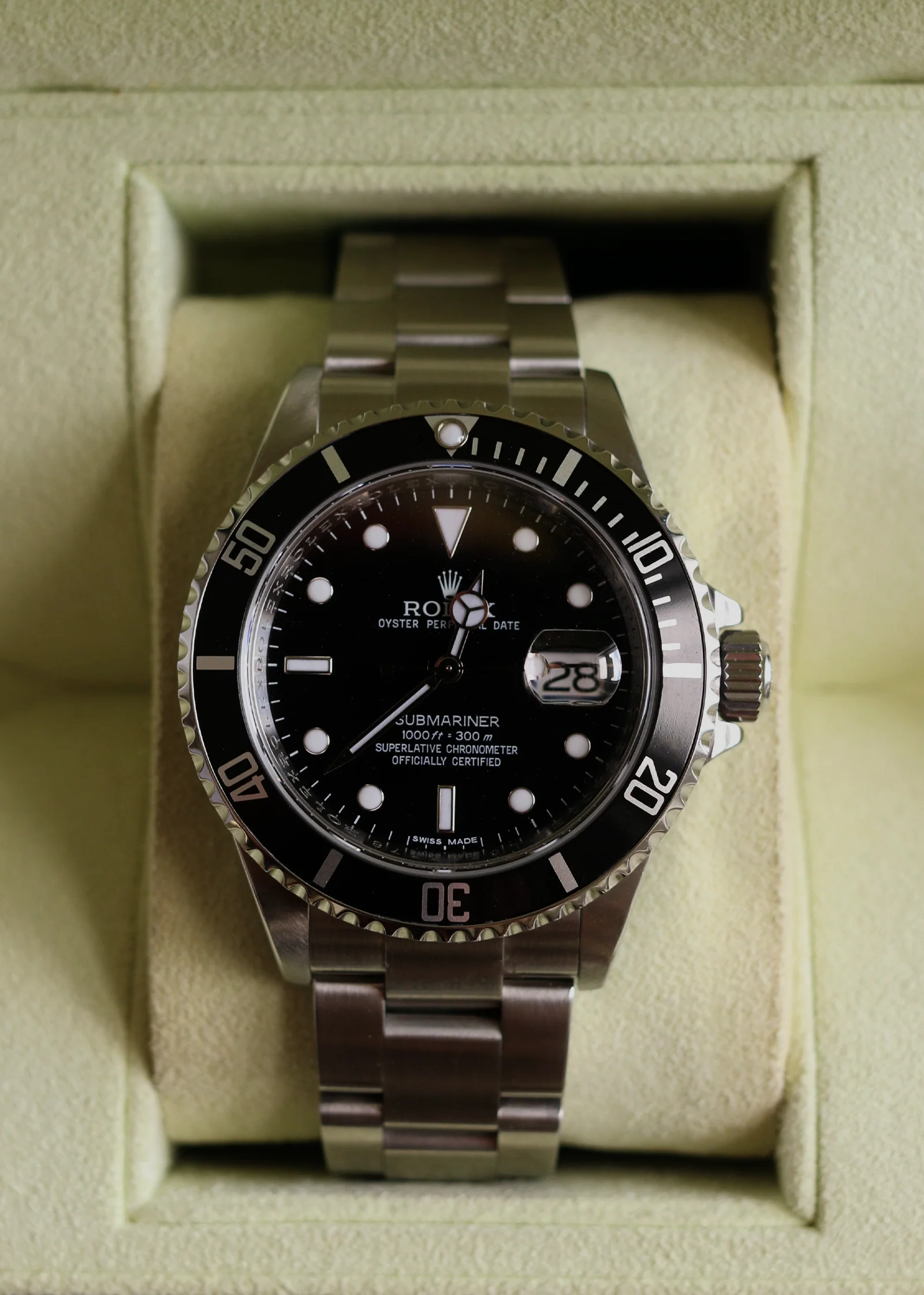 Kinn - Rolex Submariner Date 16610 Engraved Rehaut - Image 3