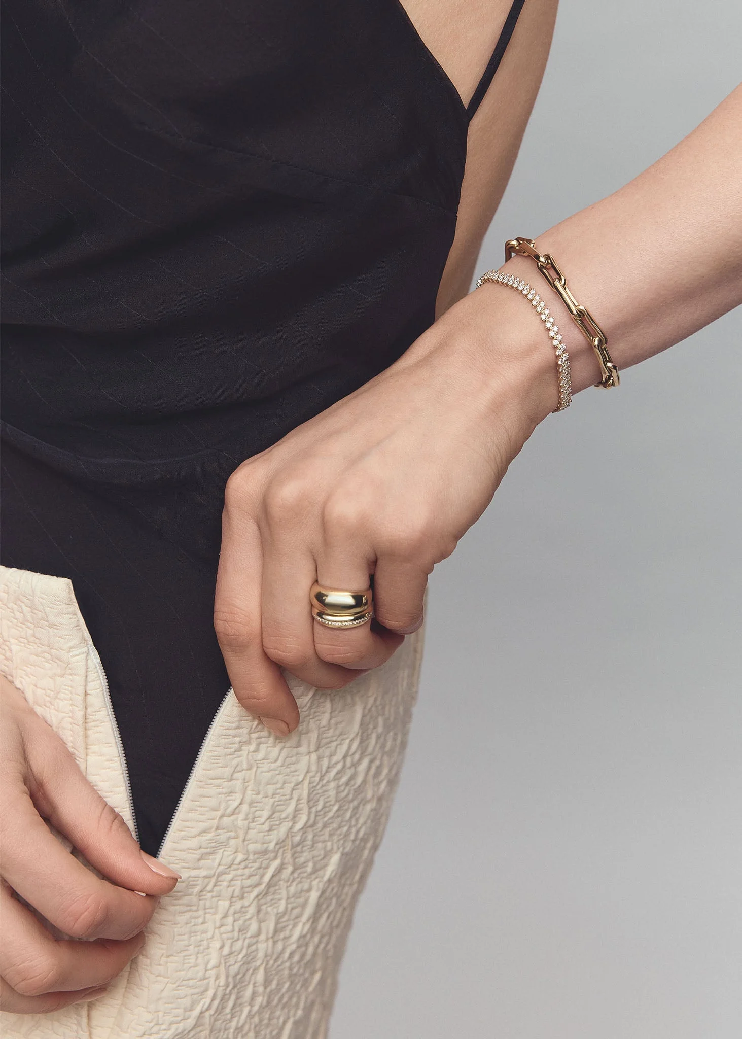 Kinn - Rome Bold Link Chain Bracelet - Image 7