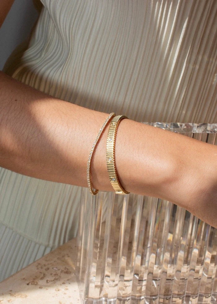 Kinn - Solis Ribbed IV Anniversary Bracelet - Image 8