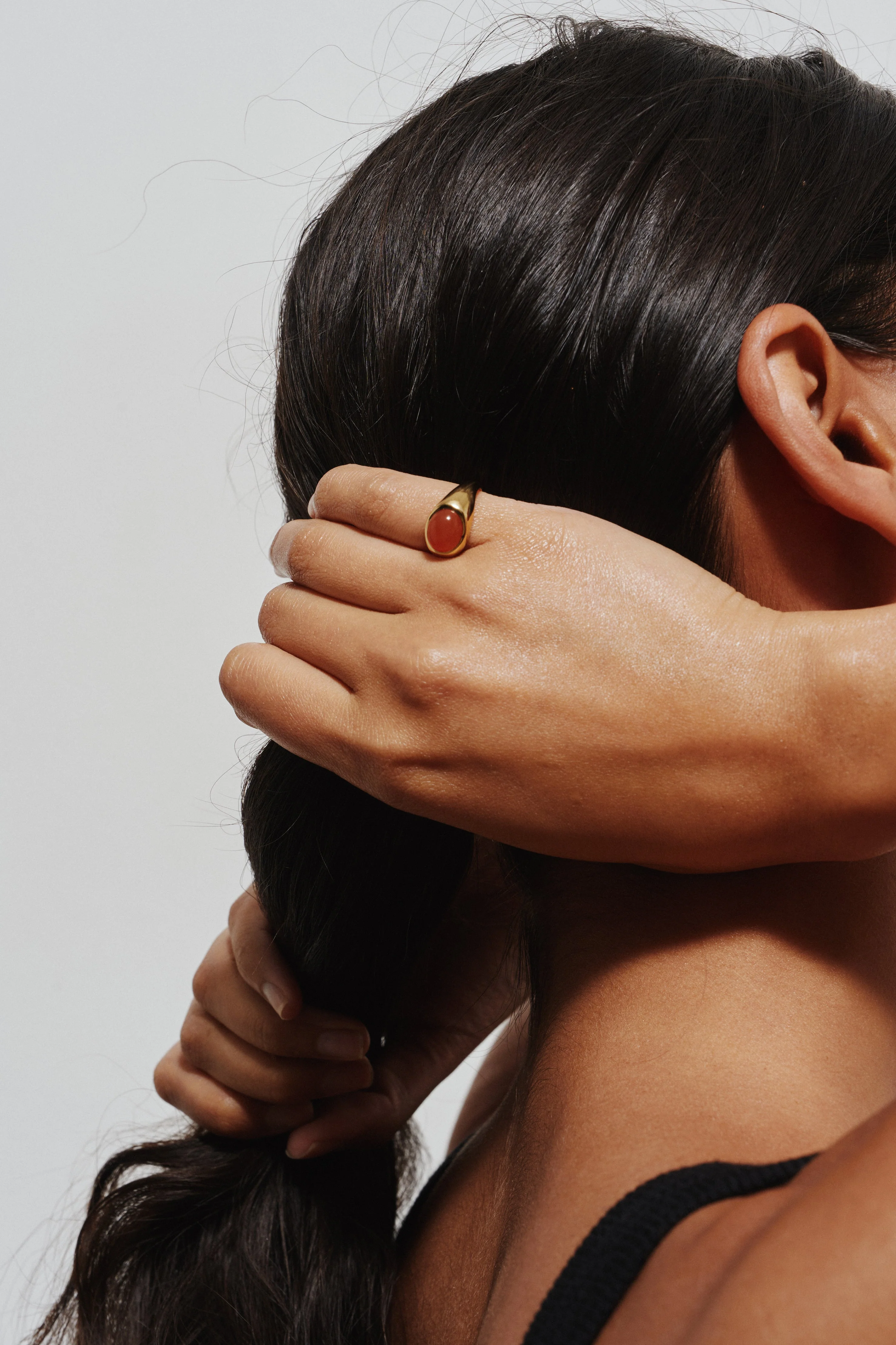 Jamie Haller - The Francis Oval Signet Ring in Carnelian - Image 20