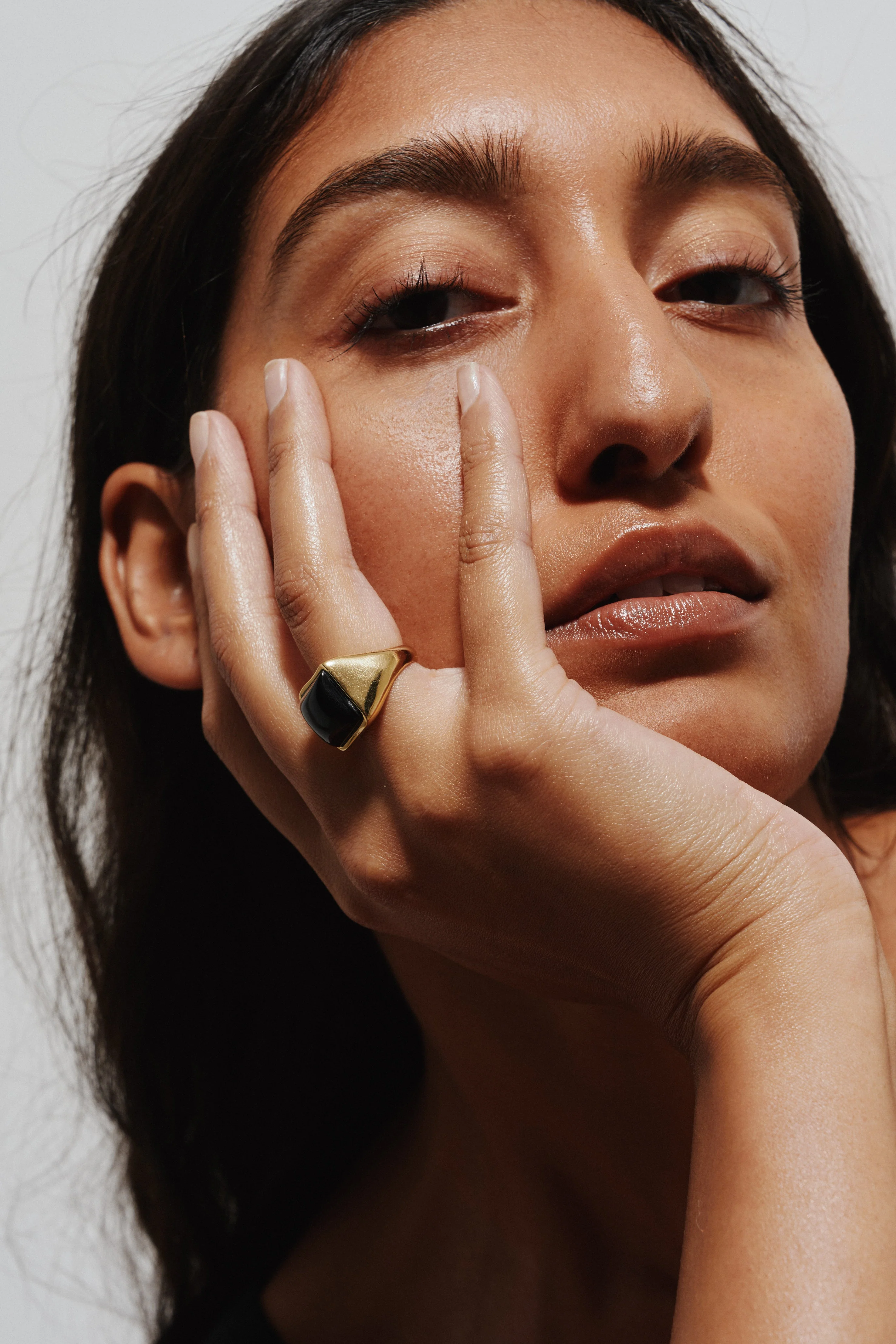 Jamie Haller - The Luques Square Signet Ring in Onyx - Image 10
