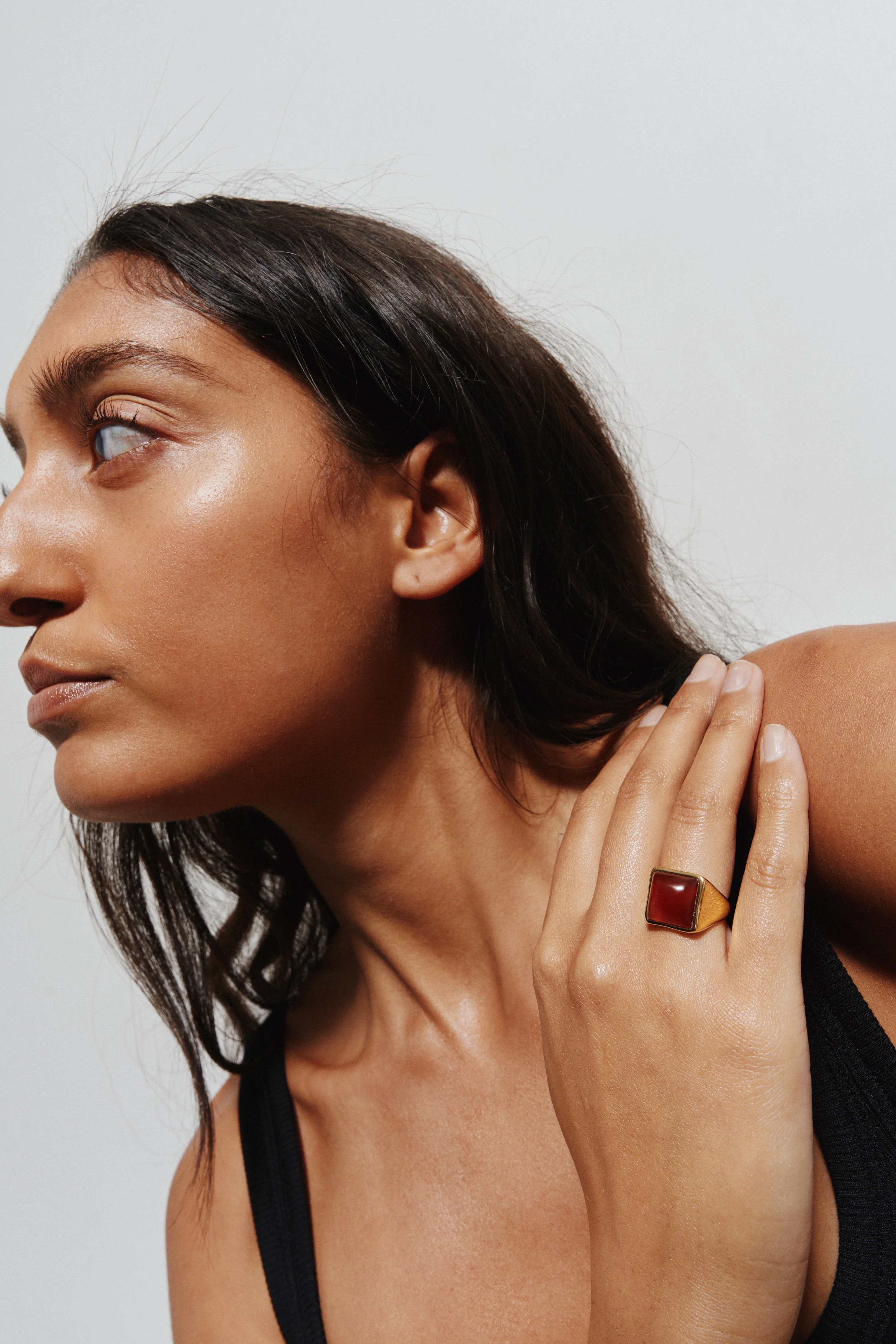 Jamie Haller - The Luques Square Signet Ring in Red Agate - Image 10