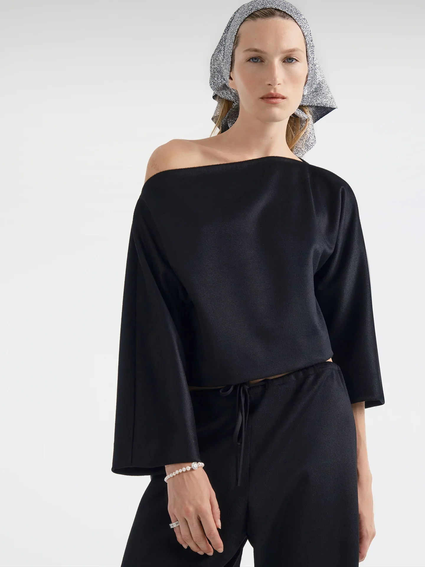 Aflalo - Thea Top in Cashmere Chinchilla - Image 4