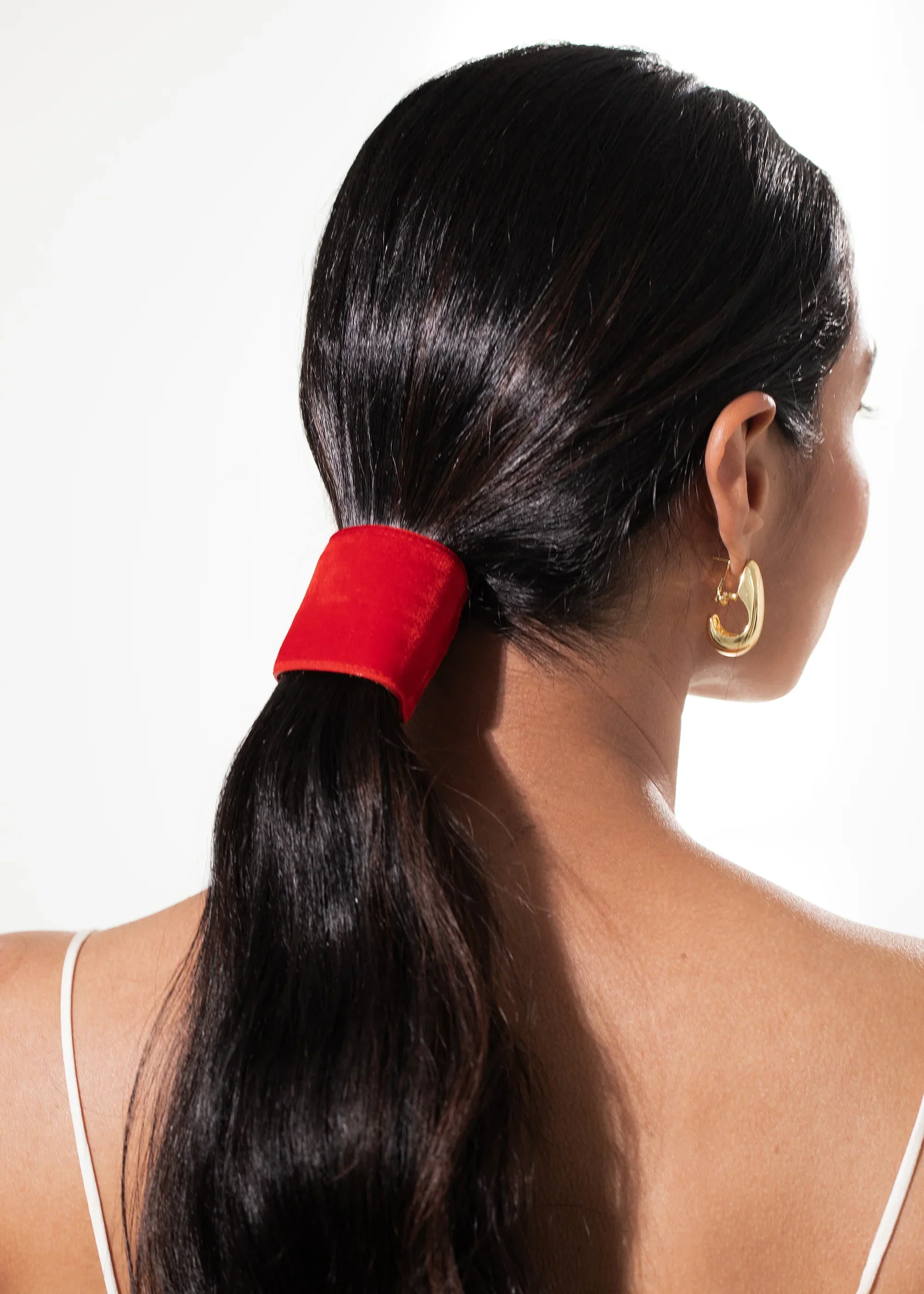 Jennifer Behr - Velvet Ponywrap - Image 3