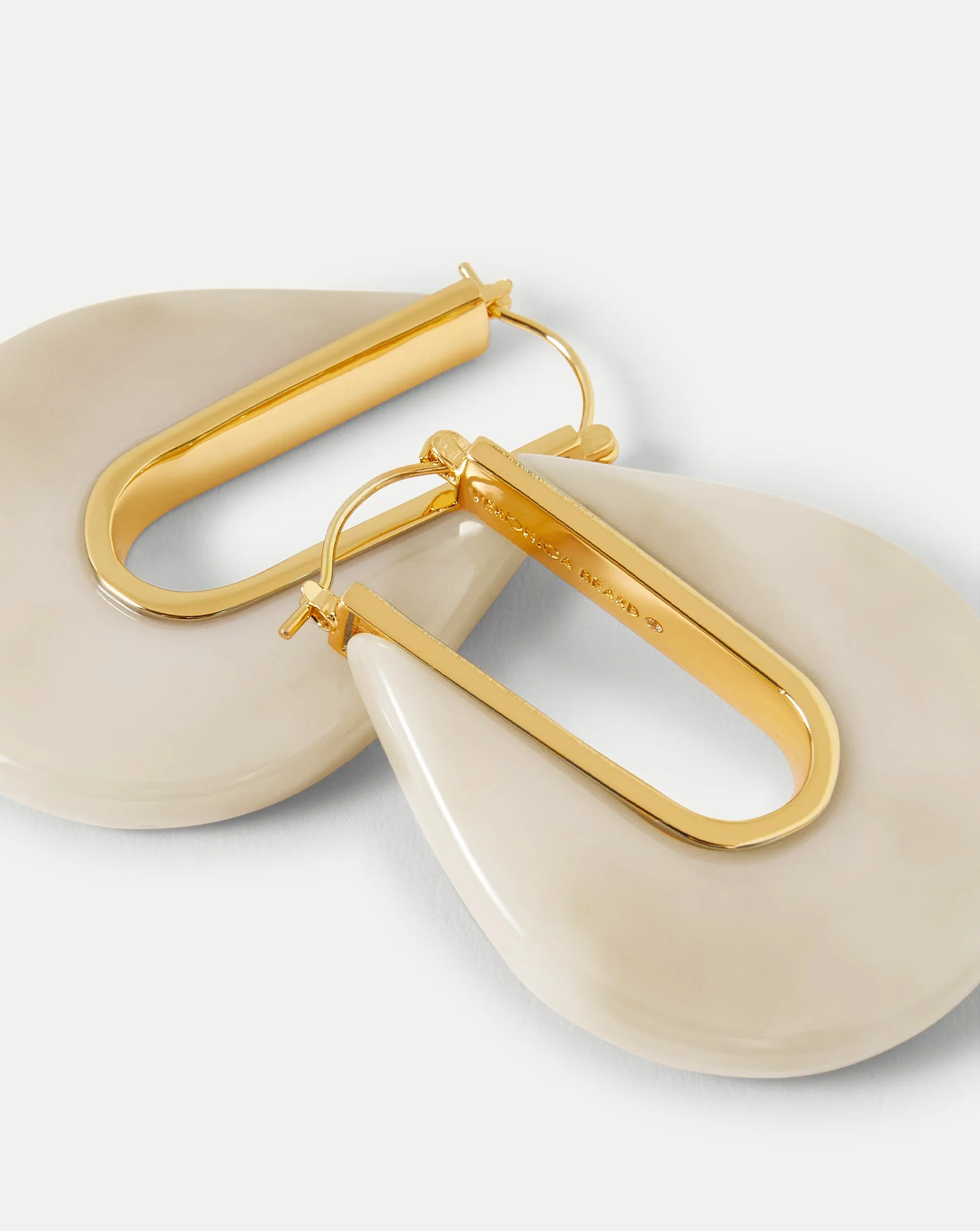 Veronica Beard - Resin Drop Hoop Earring - Image 4