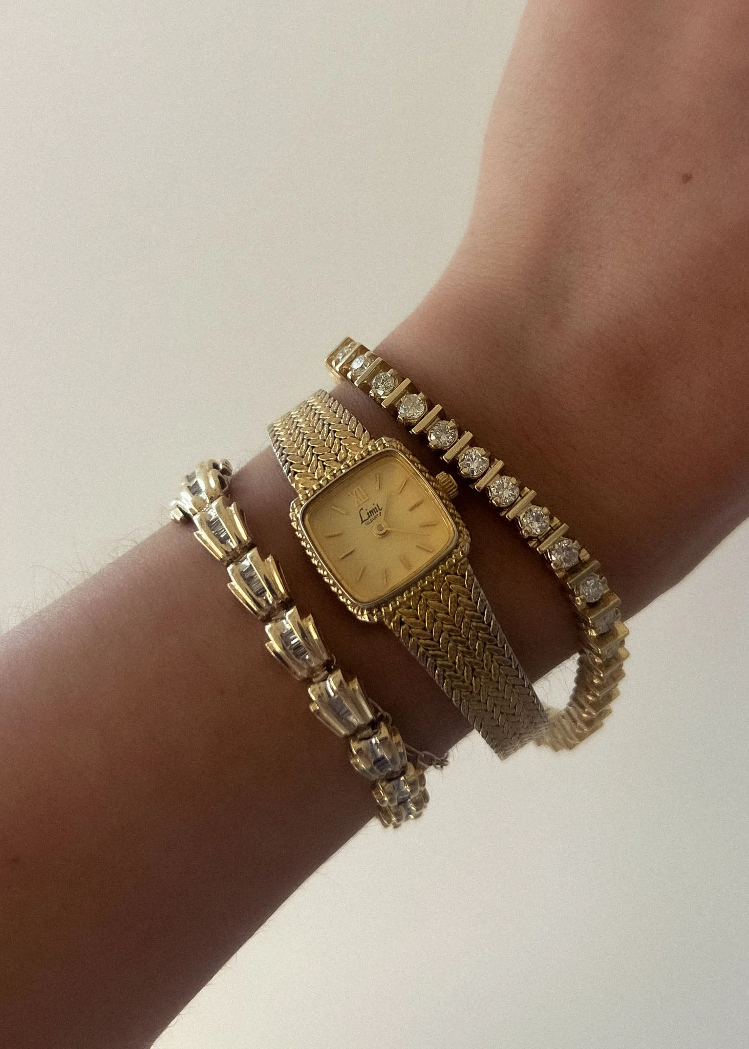 Kinn - Vintage Baguette Tennis Bracelet - Image 2
