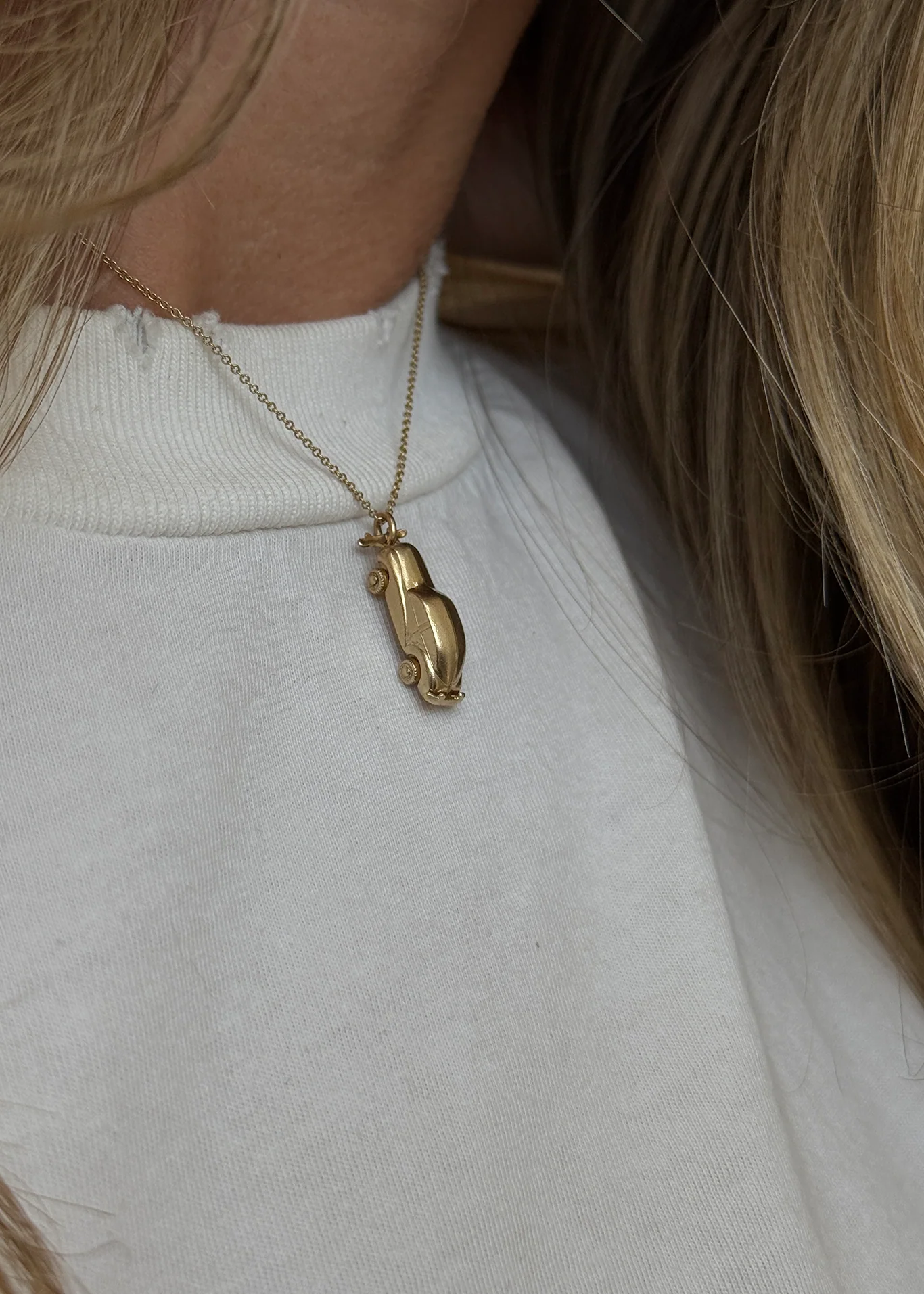 Kinn - Vintage Car Pendant - Image 6