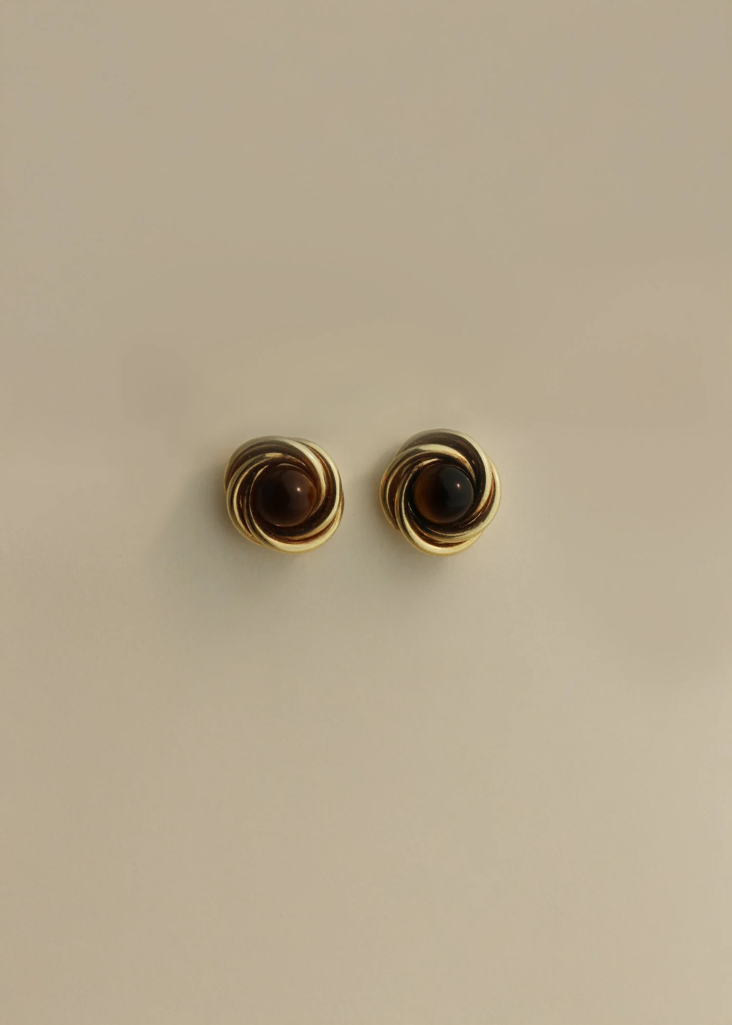 Kinn - Vintage Tiger Eye Cabochon Stud Earrings