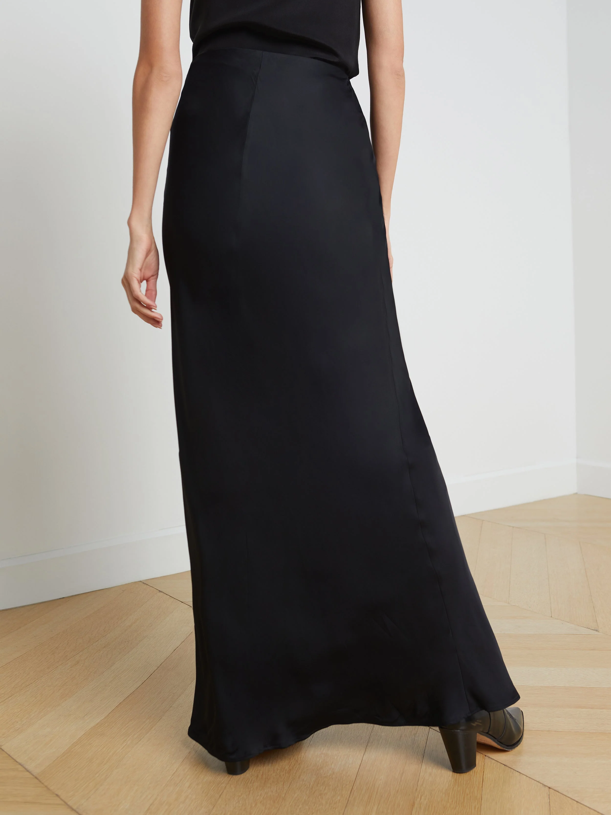 L'AGENCE - Zeta Satin Maxi Skirt - Image 9